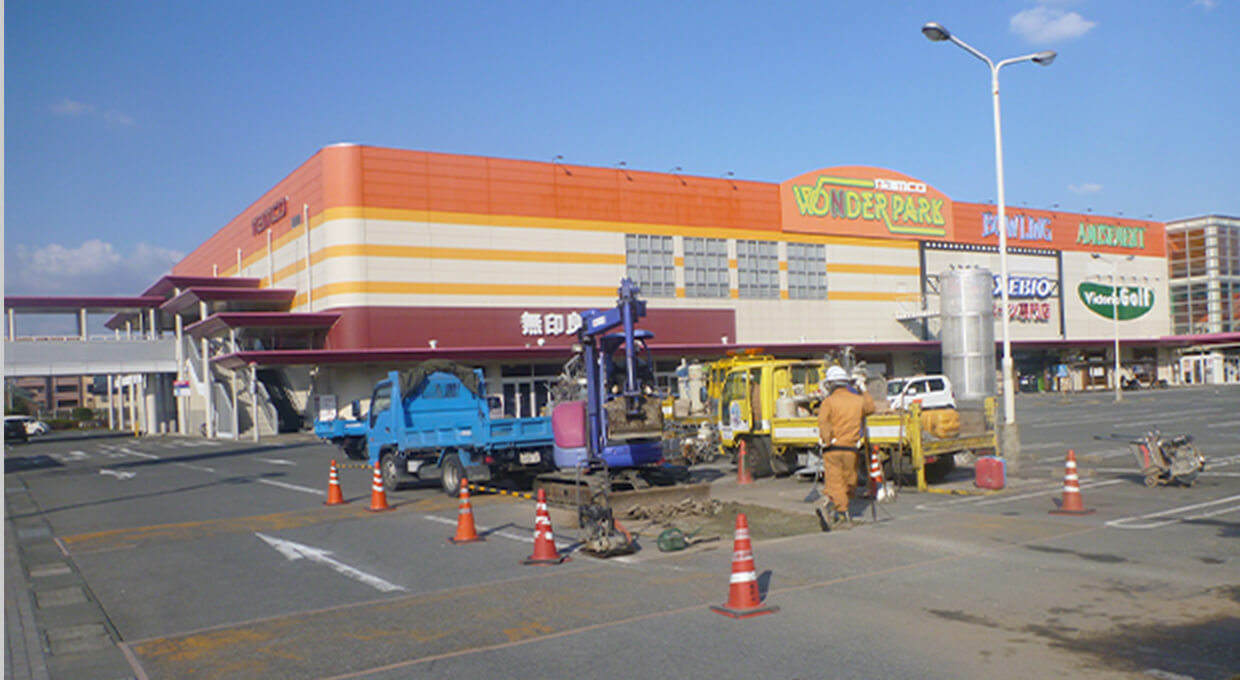 路面店、大型ショッピングセンター内での長年の店舗運営の実績あり！！経験豊富なスタッフが揃っています。